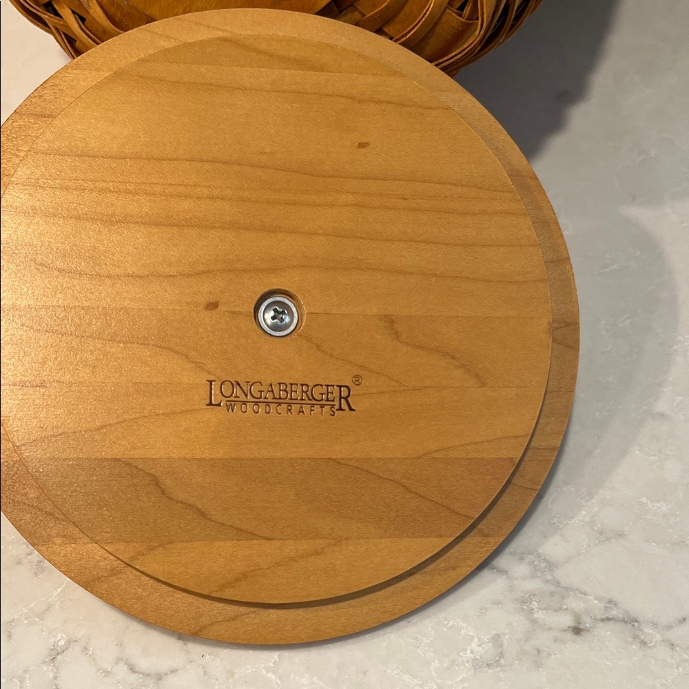 Longaberger 2000 October Fields Basket with Red Plaid liner leaf tie on Lid - Picture 8 of 8